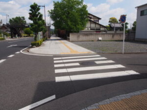 二つ目の横断歩道の写真です。