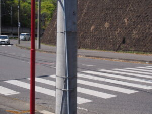 交差点の横断歩道の写真です。