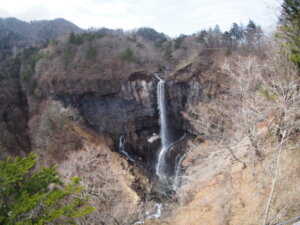 「華厳の滝」の写真です。