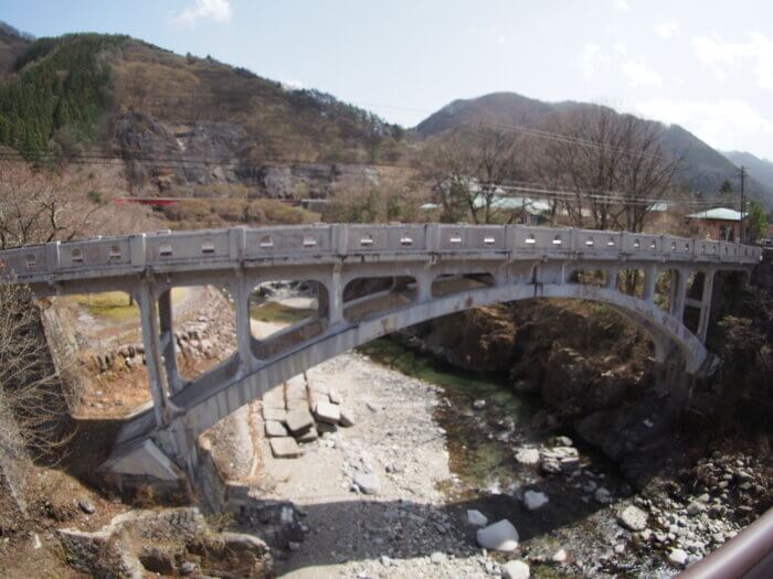 日光「渡良瀬橋」の写真です。