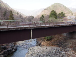 「新渡良瀬橋」の写真です。