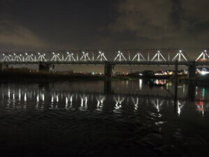 渡良瀬橋夜景の写真です。