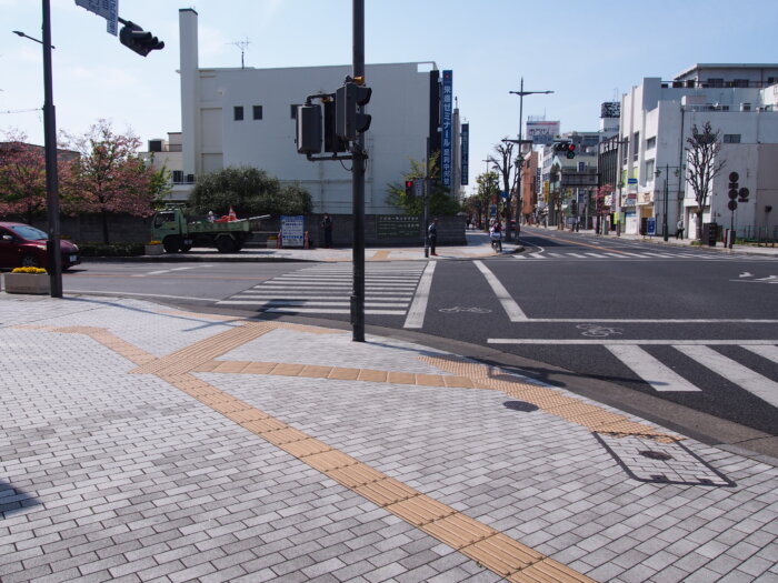 通2丁目交差点の写真です。