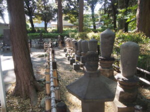 「学長墓所」の写真です。