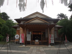 「八雲神社」の社殿の写真です。