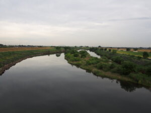 渡良瀬川大橋から渡良瀬川を望む写真です。