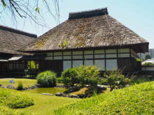 足利学校：北庭園から臨む風景の写真です。