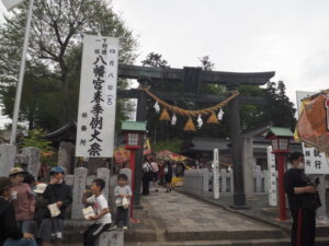 八幡宮：春季例大祭の写真です。