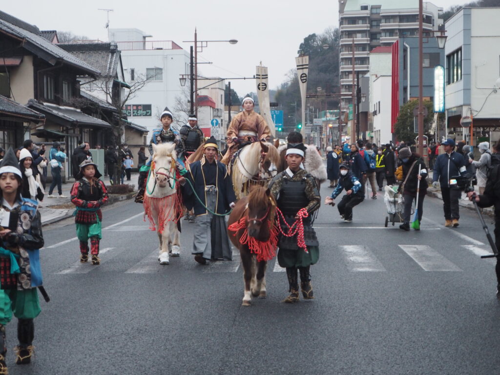 足利鎧武者行列の写真です。