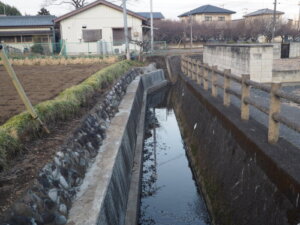 逆さ川の北端付近の写真です。