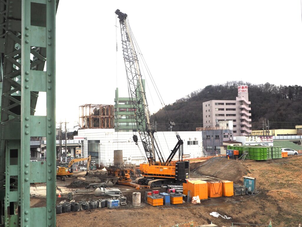 足利中橋架け替え工事の写真です。