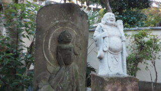 福厳寺 布袋尊像の写真です。
