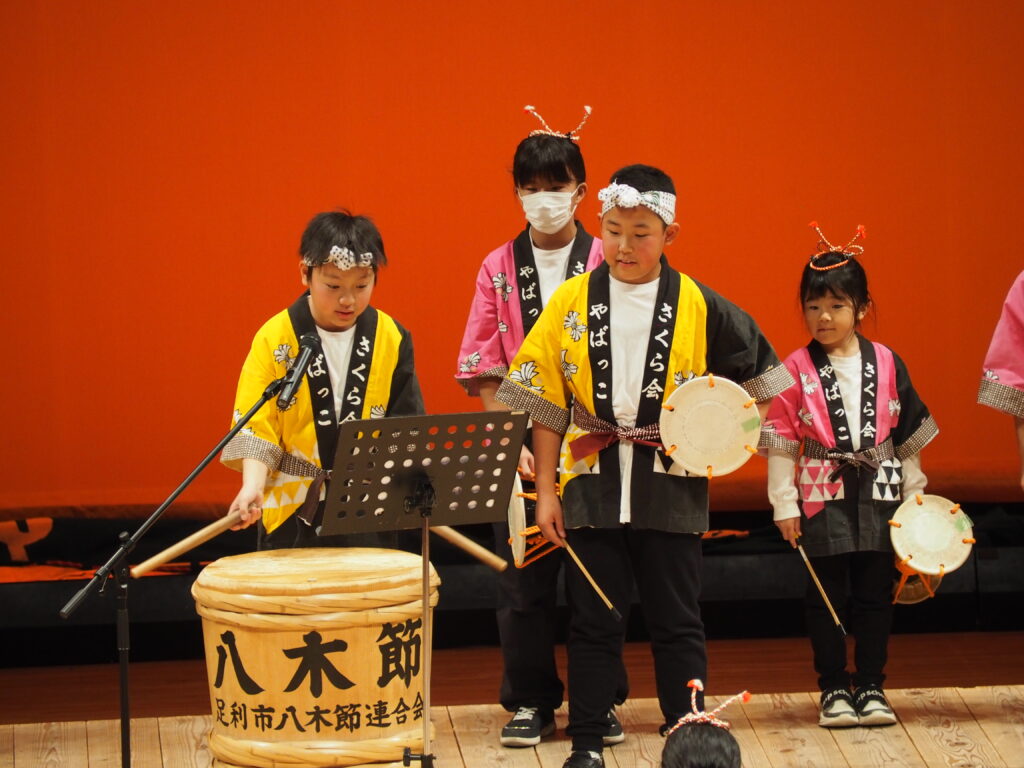 子ども八木節の写真です。