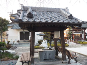 徳蔵寺　手水舎の写真です。