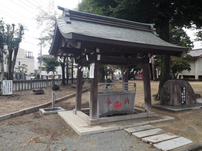 下野國一社八幡宮:手水舎の写真です。