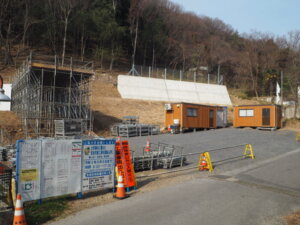 西渓園:途中の工事現場の写真です。