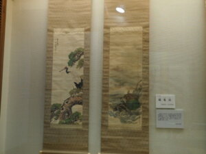 草雲美術館 鶴と亀の写真です。