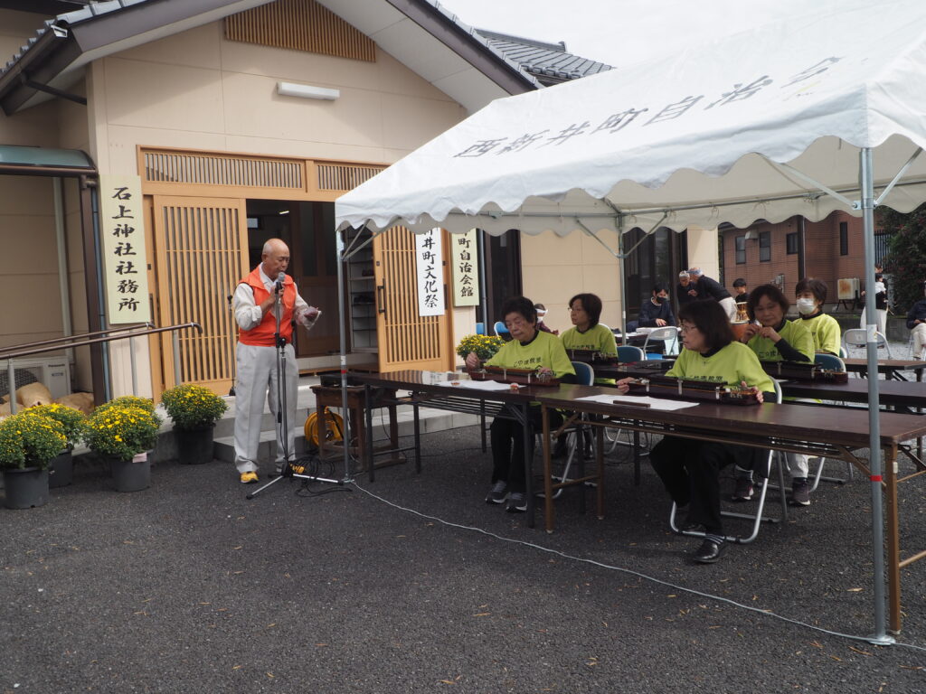 文化祭余興：大正琴の写真です。