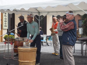 文化祭余興：八木節の写真です。