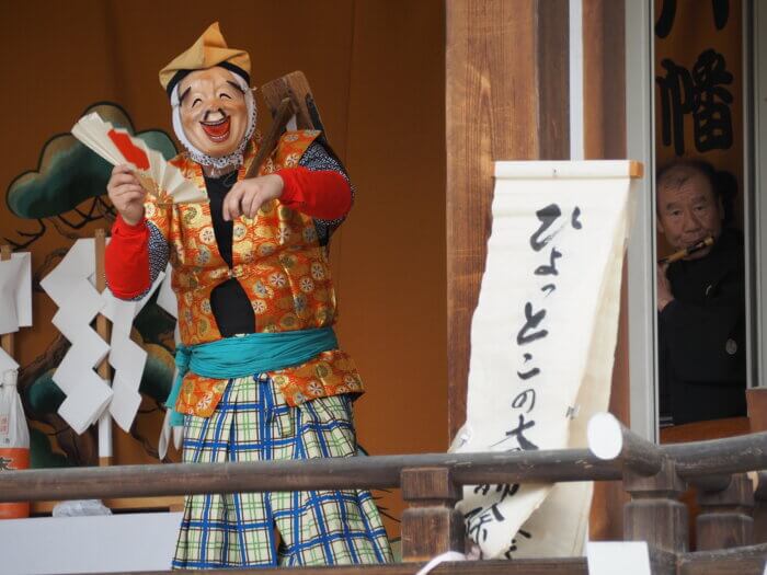 八幡宮:神楽の写真です。
