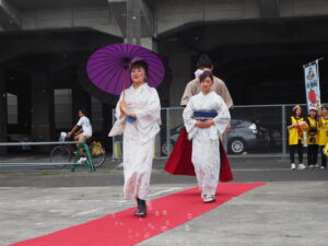 キタグチマルシェ・イベント：ファッションショーの写真です。