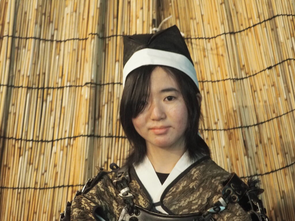 足利鎧武者行列女武者の写真です。