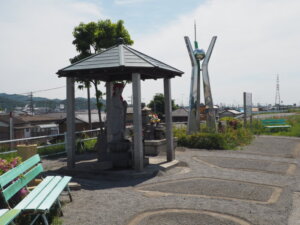 カスリーン台風被害による慰霊碑の写真です。