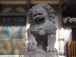 長林寺 狛犬の写真です。