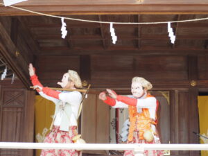 足利織姫神社：奉納神楽の写真です。
