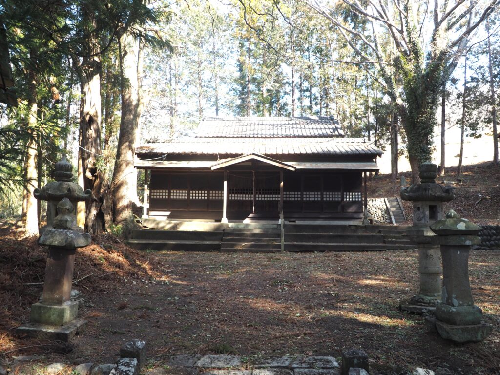 足利市葉鹿町 日枝神社の写真です。