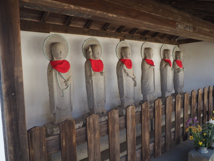 法楽寺:六地蔵の写真です。