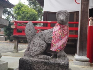 門田稲荷神社：狐の写真です。