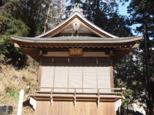 樺崎八幡宮：神楽殿の写真です。