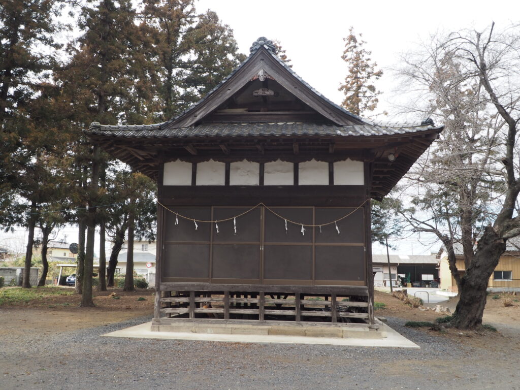 賀茂神社神楽殿の写真です。