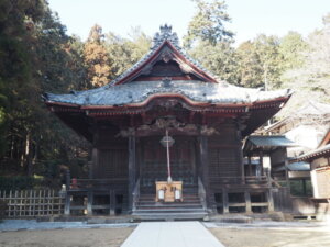 鶏足寺：護摩堂の写真です。