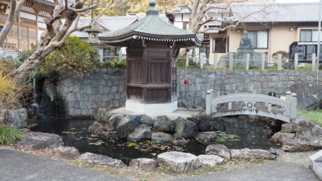 吉祥寺弁天池の写真です。
