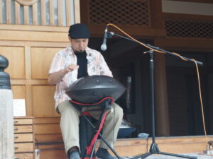 吉祥寺：アジサイ弁天まつりの写真です。