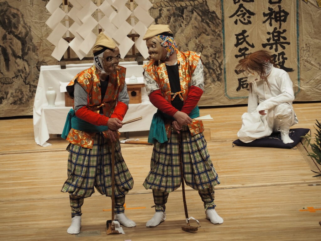 南大町宮比講神楽保存会の写真です。