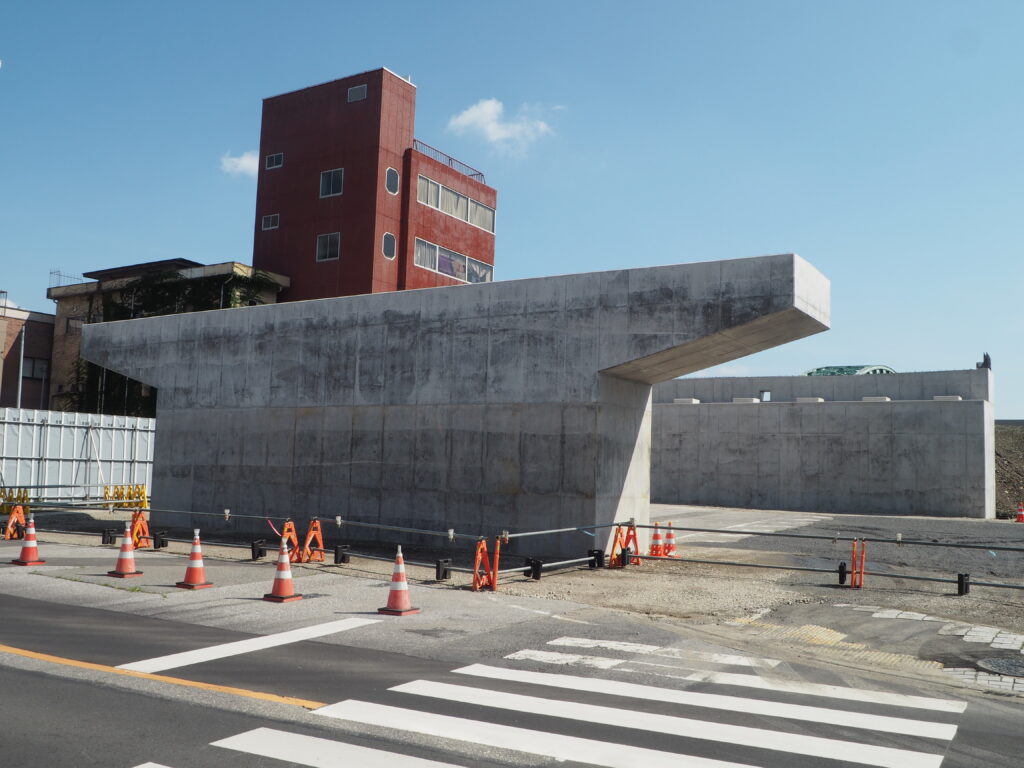 足利中橋架け替え工事:通り2丁目側工事の写真です。