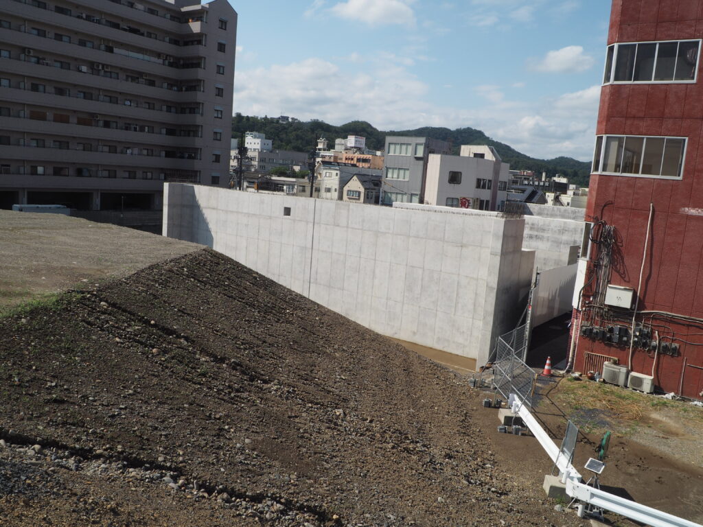 足利中橋架け替え工事:通り2丁目側工事の写真です。
