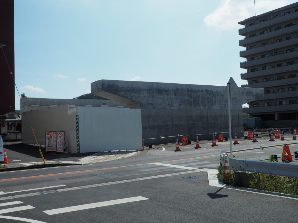 足利中橋架け替え工事:通り2丁目側工事の写真です。