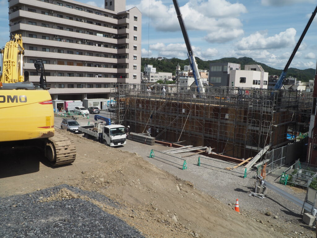足利中橋架け替え工事の写真です。
