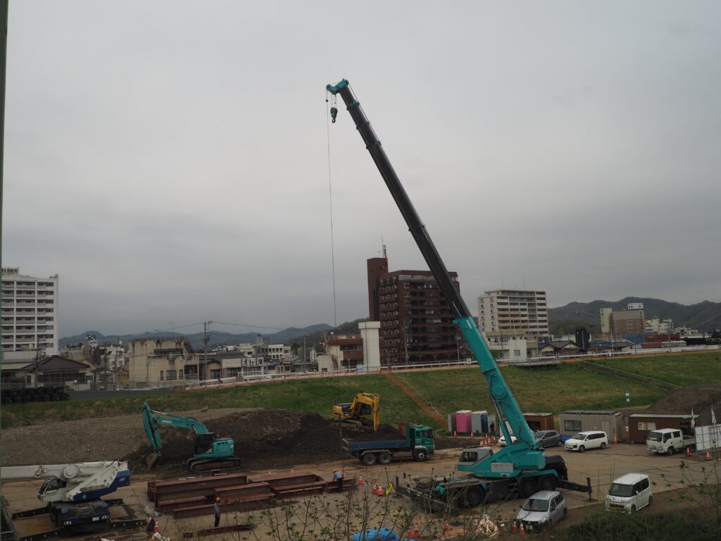 足利中橋架け替え工事の写真です。