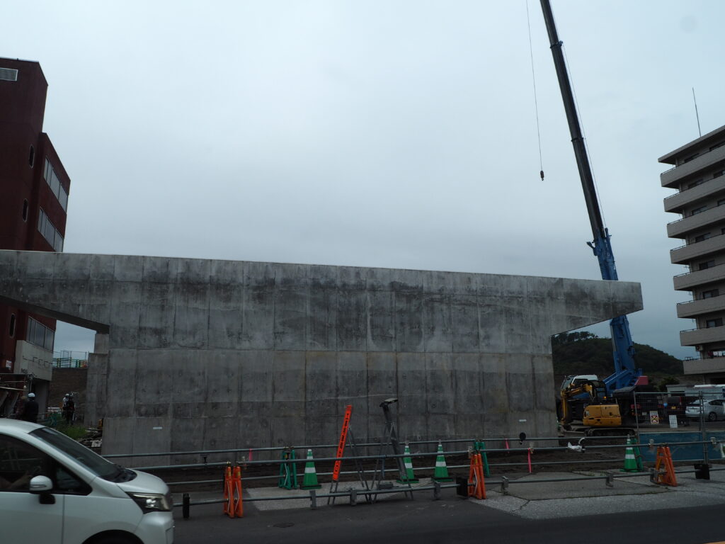 足利中橋架け替え工事:通り2丁目側工事の写真です路線橋工事の写真です。