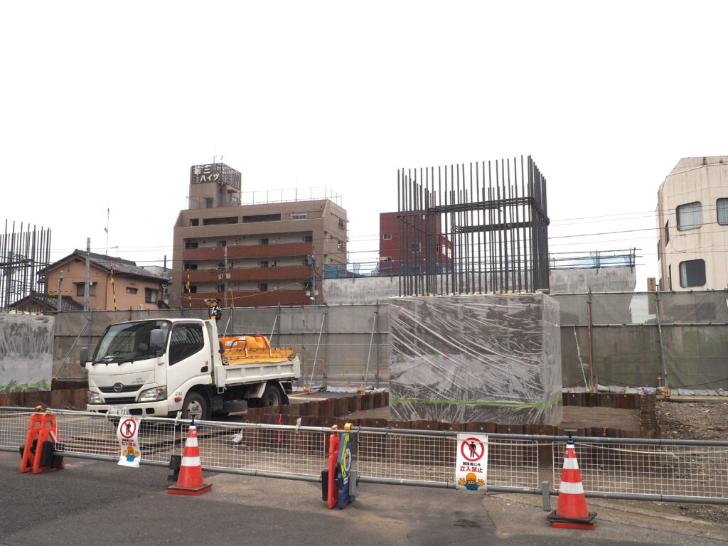 足利中橋架け替え工事:通り2丁目側工事の写真です。