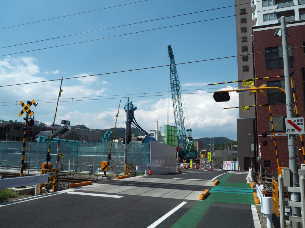 中橋架け替え工事:通り2丁目側工事の写真です。