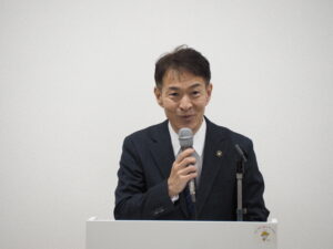 西荒井町自治会新年会の写真です。