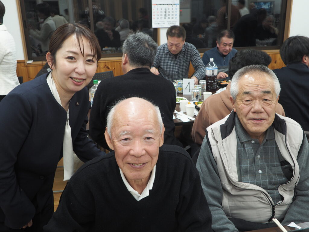 西新井町自治会新年会の写真です。