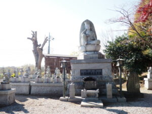 寺岡山元三大師　如意輪観世音菩薩の写真です。