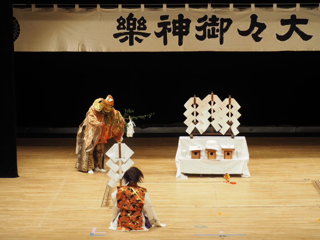 大原神社太々御神楽保存会の写真です。